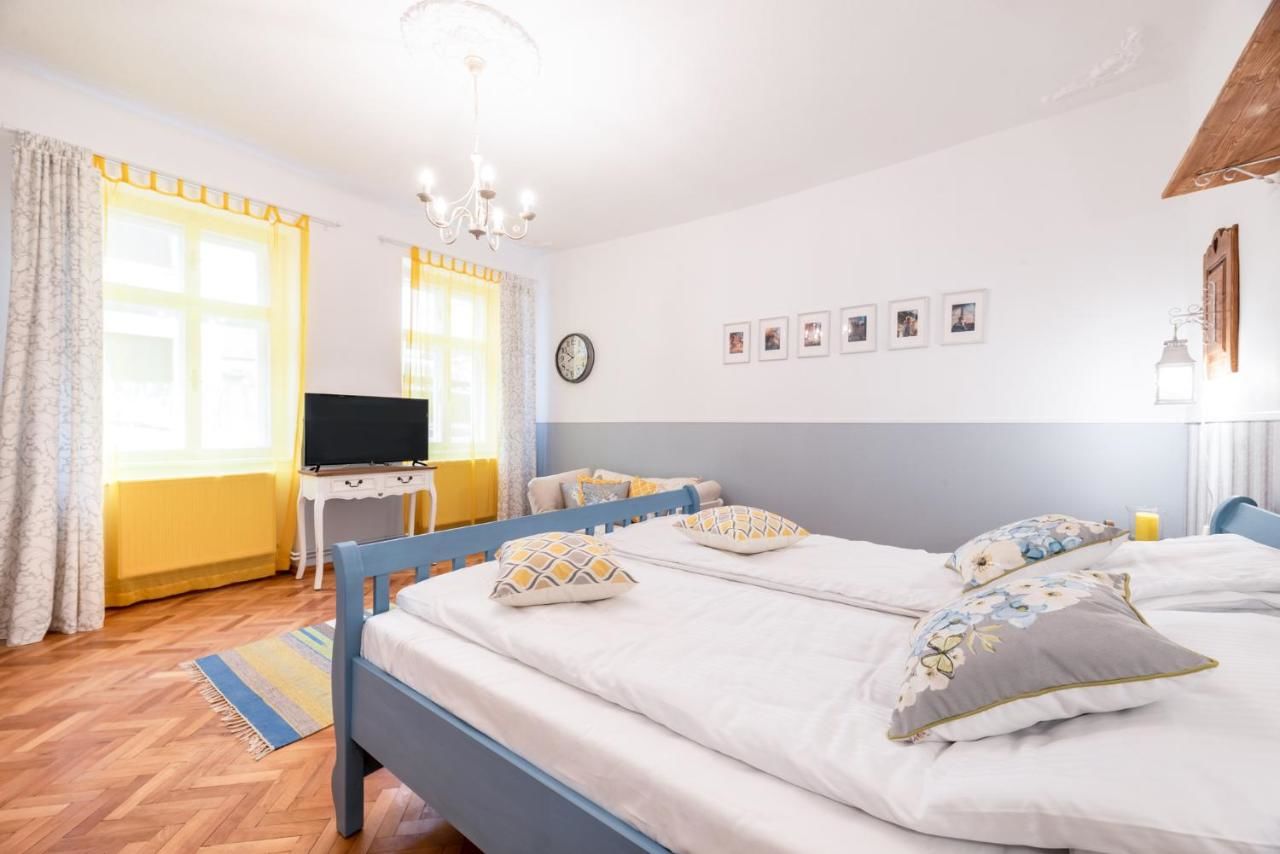 Гостевой дом BonTon Apartments Sibiu Сибиу